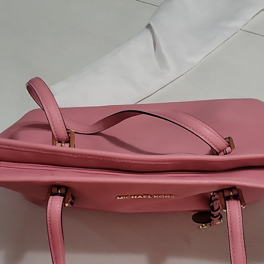 NWOT Michael Kors Rose Pink Leather Tote with Gold Accents And Duster Bag - Picture 12 of 13